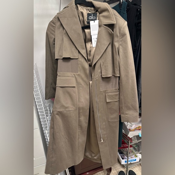 Formation Trench Coat - Picture 3 of 3